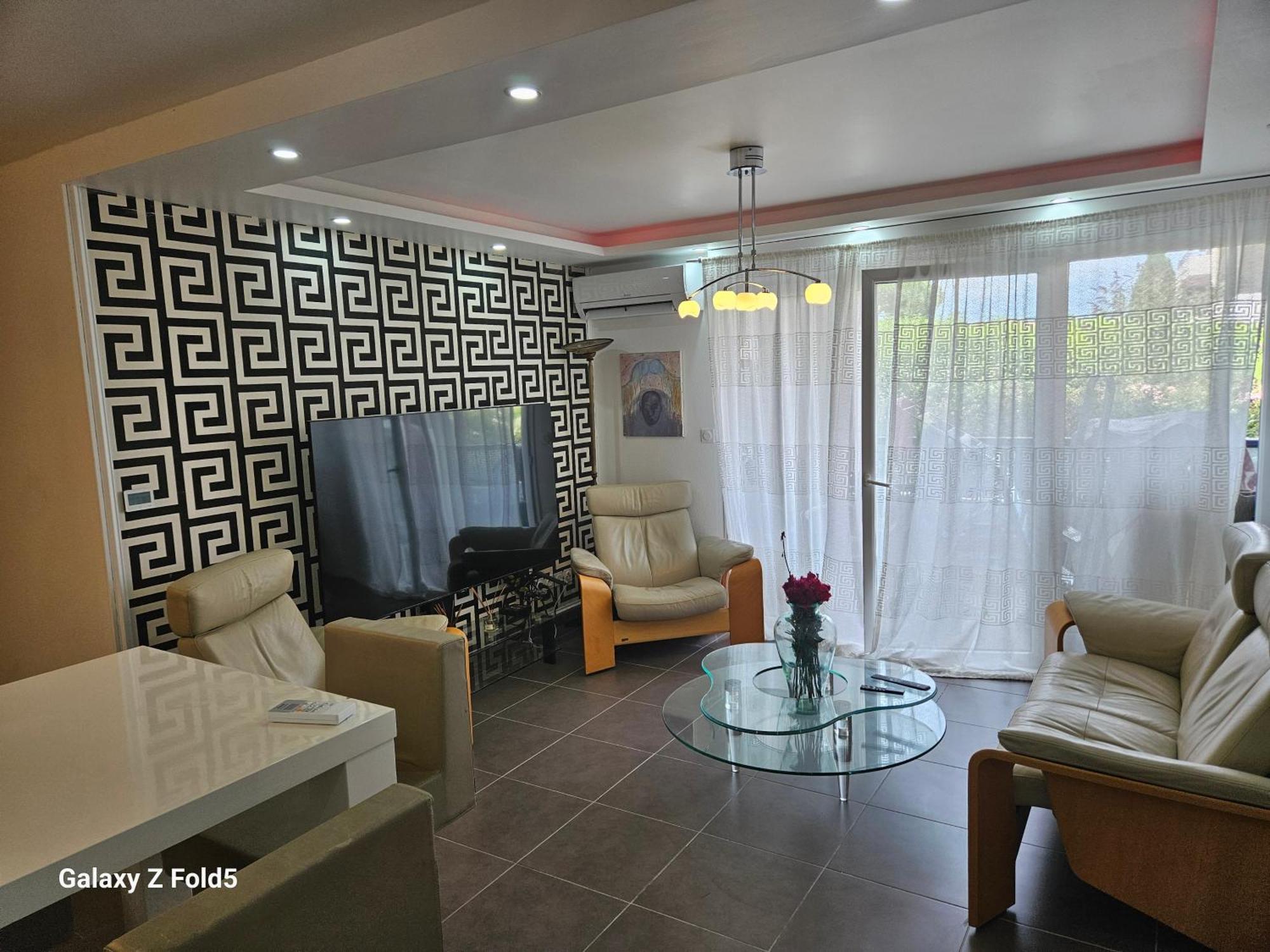 Via Center Bat A Apartment Frejus Luaran gambar